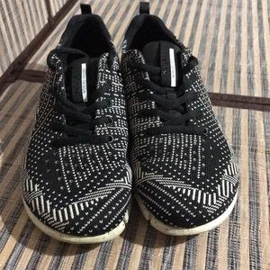 ecco danish design sneakers